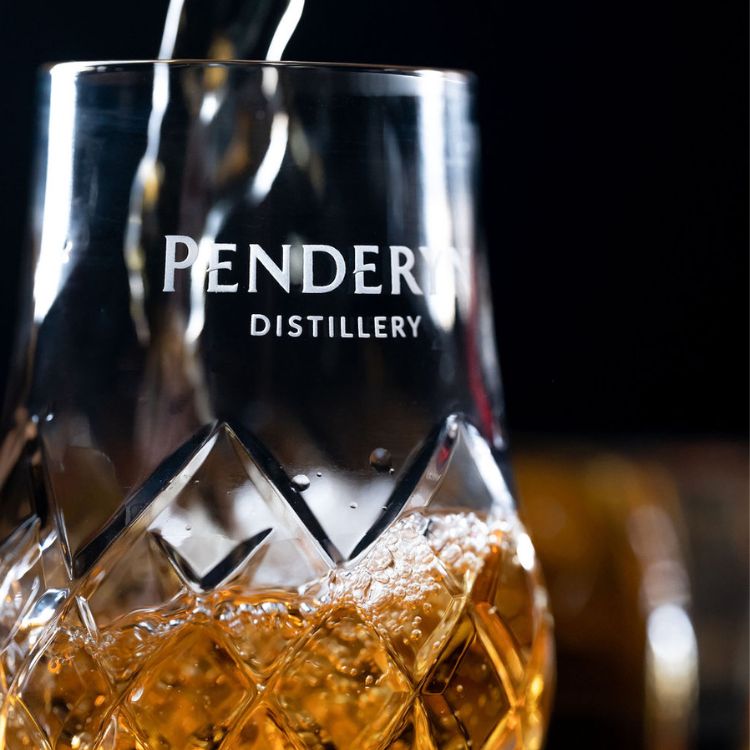 Penderyn Welsh Single Malt Whisky Rich Oak Gold Range